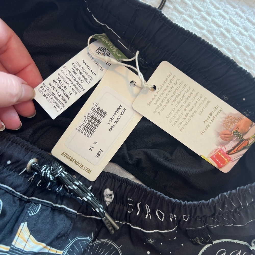 AGUA BENDITA BOYS SWIM SHORTS NICK MARE NWT - Picture 15 of 16